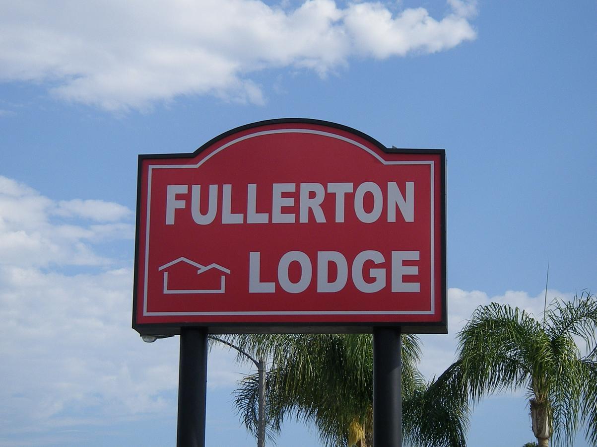 Fullerton Lodge Exterior photo